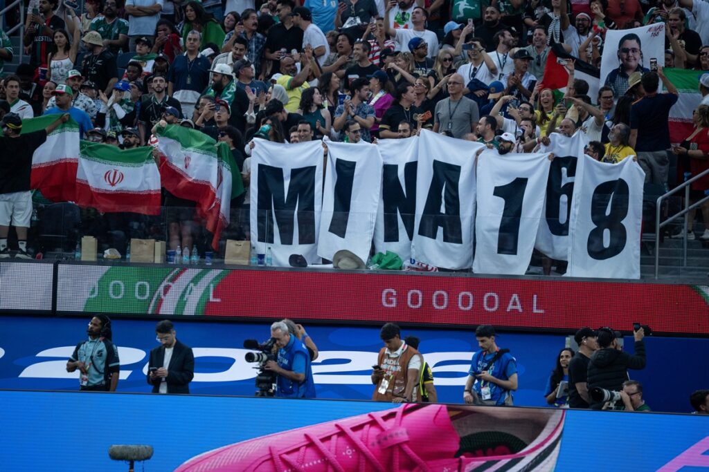 midia-do-ira-usa-estreia-na-copa-para-repercutir-conflito-com-os-eua