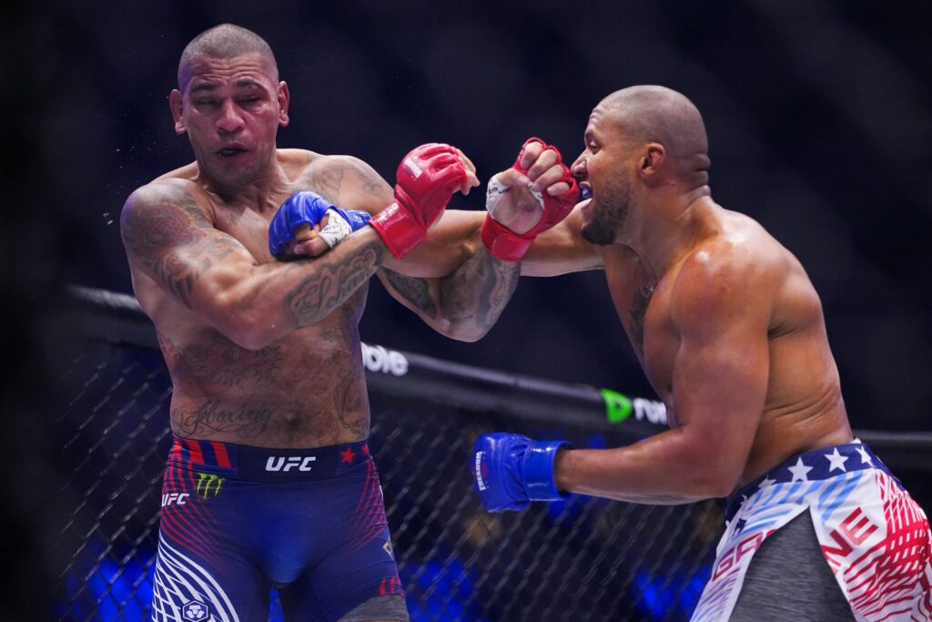 Poatan cai 4 posições no ranking do UFC após nocaute na Casa Branca poatan-cai-4-posicoes-no-ranking-do-ufc-apos-nocaute-na-casa-branca