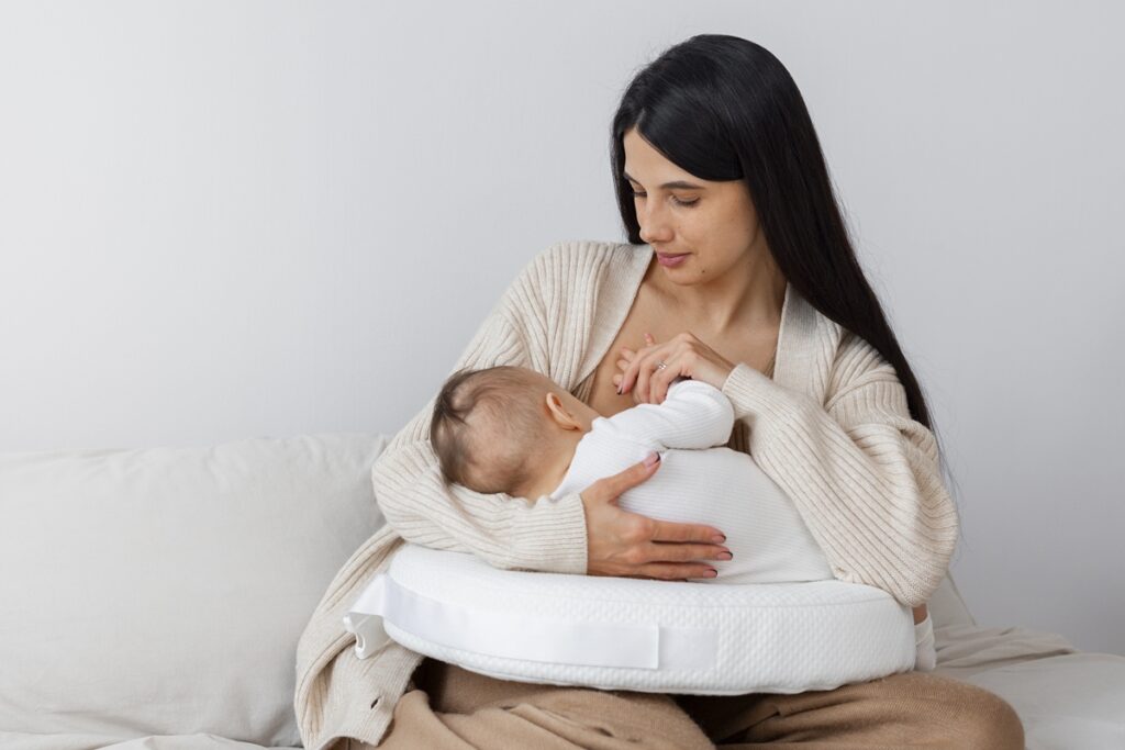 obstetra-da-6-dicas-para-manter-amamentacao-sem-desconfortos-no-frio