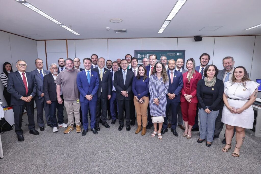 Nunes Marques assina acordo com partidos por integridade das Eleições nunes-marques-assina-acordo-com-partidos-por-integridade-das-eleicoes