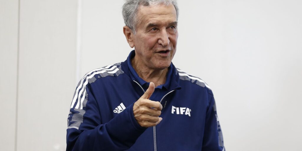 tecnico-do-tetra,-carlos-alberto-parreira-e-internado-no-rio