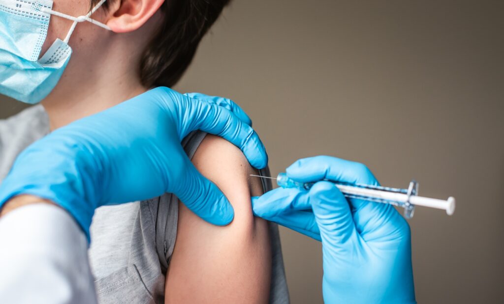 cidade-de-sp-tera-nova-vacina-infantil-contra-pneumonia-e-meningite