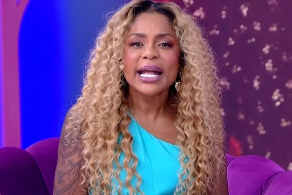 cariucha-se-diz-“lisonjeada”-com-nota-0-por-desempenho-no-superpop