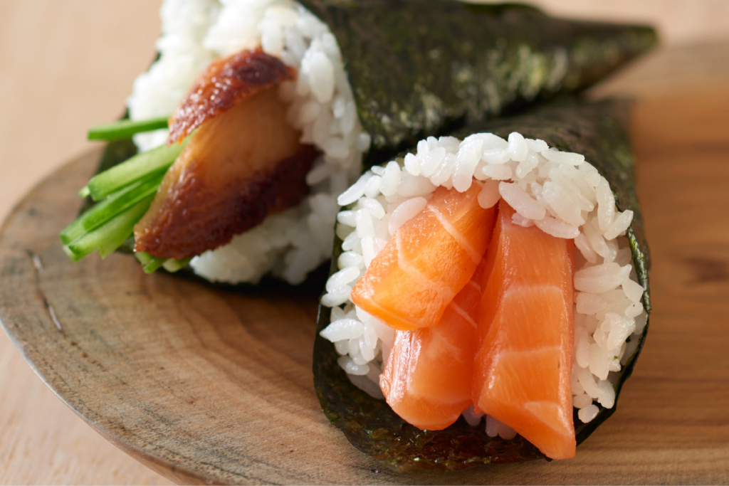 chef-ensina-tudo-o-que-voce-precisa-saber-para-preparar-temaki-em-casa