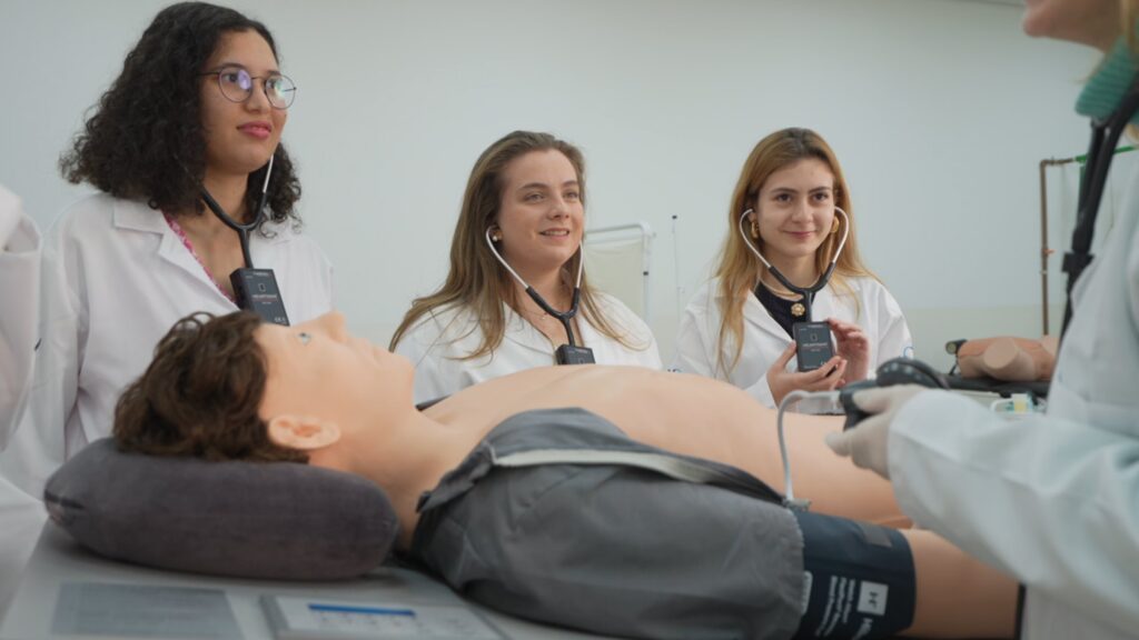 lula-assina-mp-e-enamed-passa-a-ser-obrigatorio-para-medicos