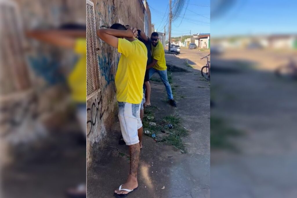 policiais-se-misturam-a-torcida-do-brasil-e-prendem-traficantes-no-df