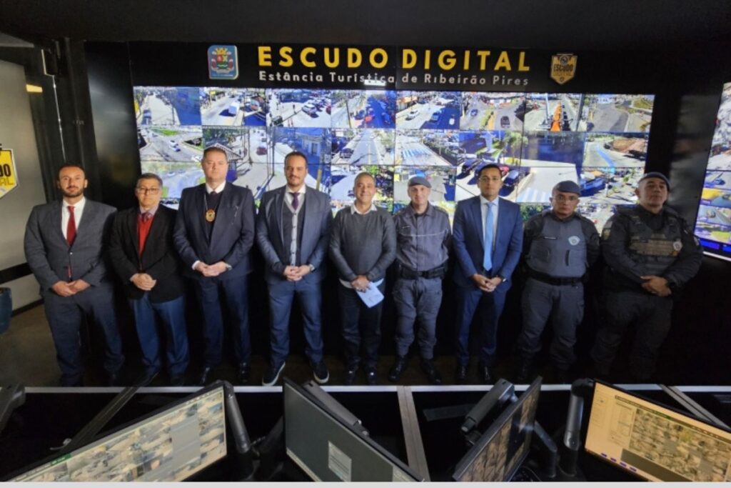 prefeitura-troca-secretario-apos-cancelamento-de-porte-de-armas-da-gcm