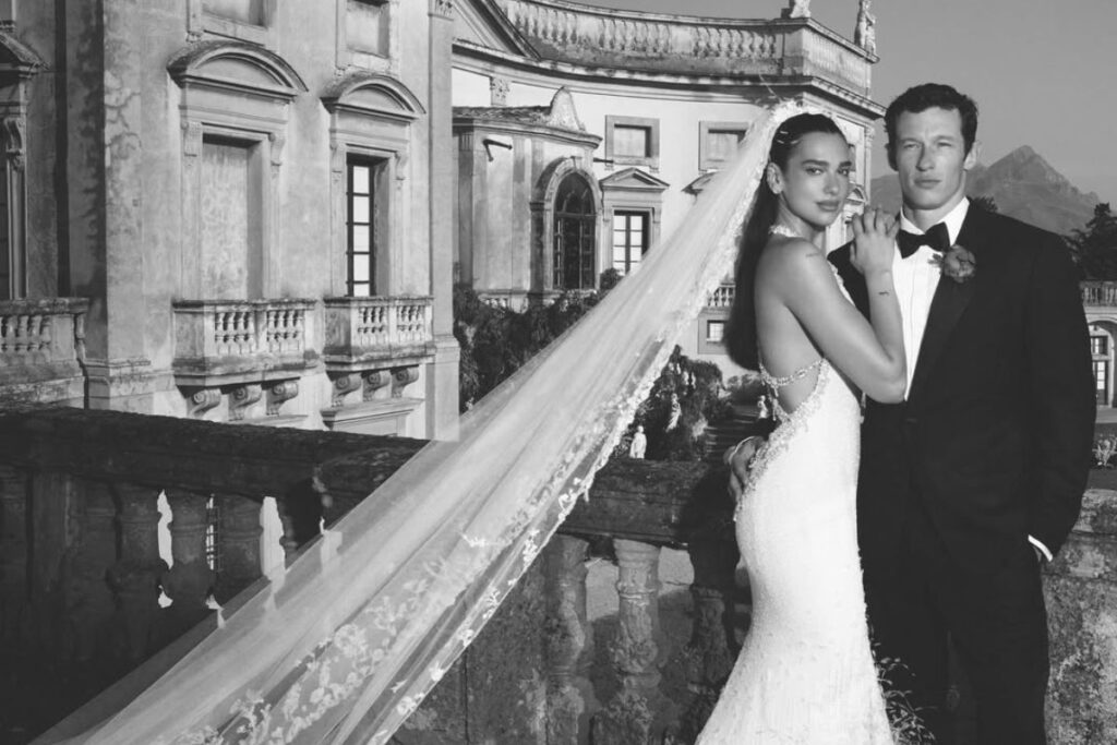 dua-lipa-revela-primeiras-imagens-de-vestido-de-noiva;-veja-detalhes