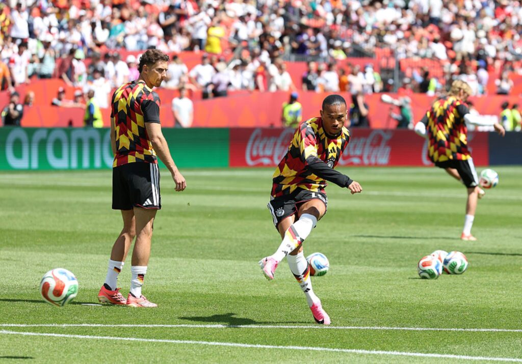 alemanha-e-costa-do-marfim-se-enfrentam-pela-copa-do-mundo.-siga