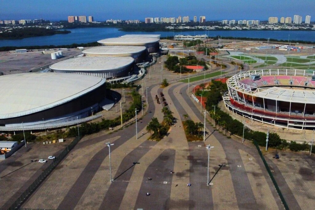 Dez anos após Jogos, esporte vê Rock In Rio assumir arenas na Barra dez-anos-apos-jogos,-esporte-ve-rock-in-rio-assumir-arenas-na-barra