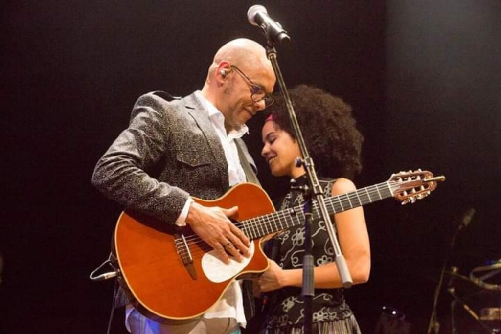 Em homenagem a Vander Lee, filha continua legado e conquista as redes em-homenagem-a-vander-lee,-filha-continua-legado-e-conquista-as-redes