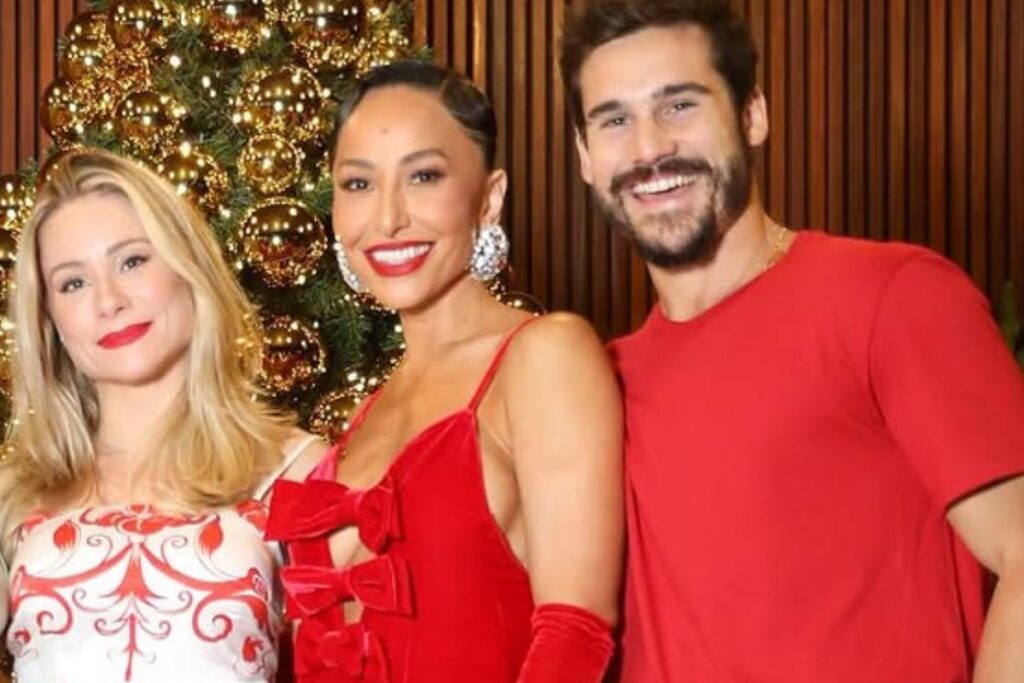 mae-de-nicolas-prattes-celebra-gravidez-de-sabrina-sato