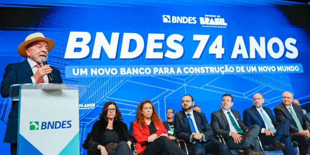 Confiança dos técnicos impulsiona bons resultados do BNDES, diz Lula confianca-dos-tecnicos-impulsiona-bons-resultados-do-bndes,-diz-lula