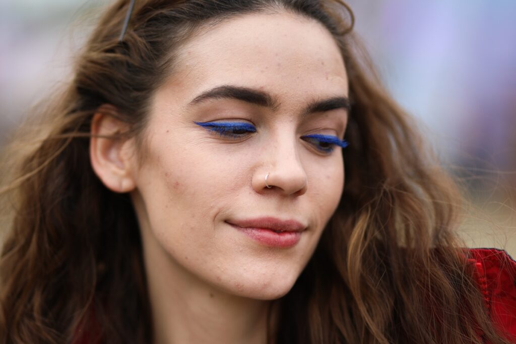 make-de-copa-no-dia-a-dia:-dicas-para-usar-verde-e-azul-sem-exageros