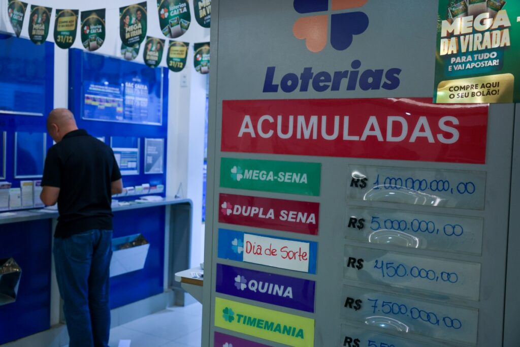brasil-x-escocia:-caixa-adia-sorteios-das-loterias-desta-quarta-feira