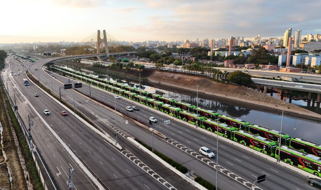 sp-amplia-maior-frota-sustentavel-do-pais-com-500-onibus-eletricos