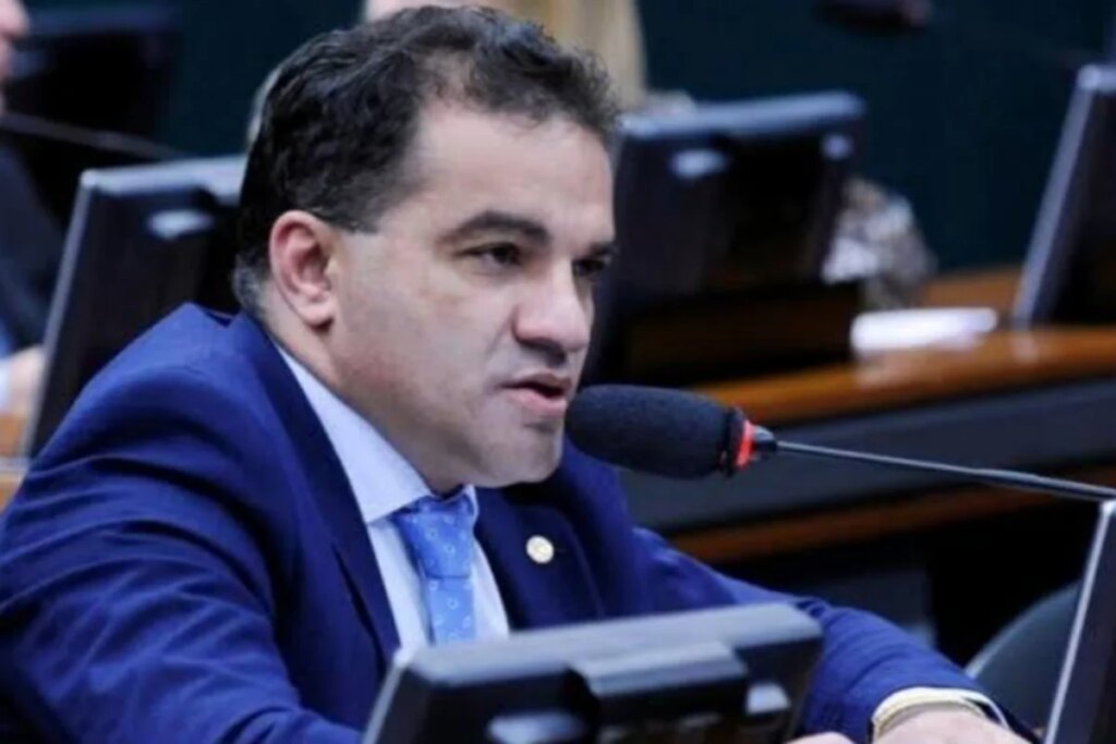 deputado-josimar-maranhaozinho-e-alvo-da-pf-em-operacao-contra-corrupcao