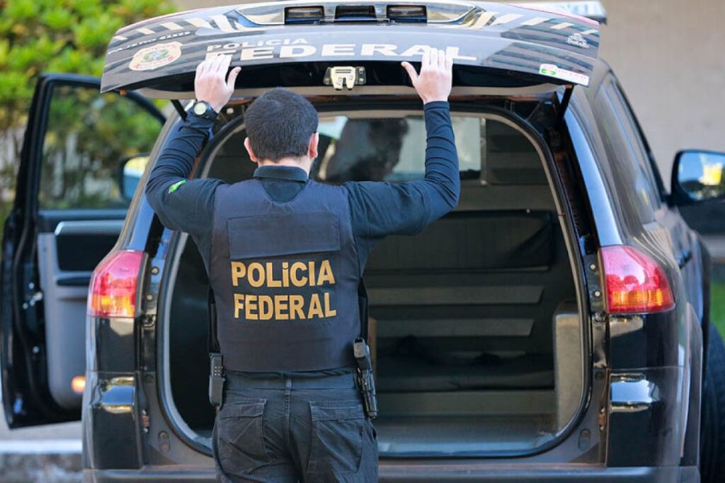 pf-mira-ex-diretores-das-lojas-americanas-por-fraude-de-r$-24-bilhoes