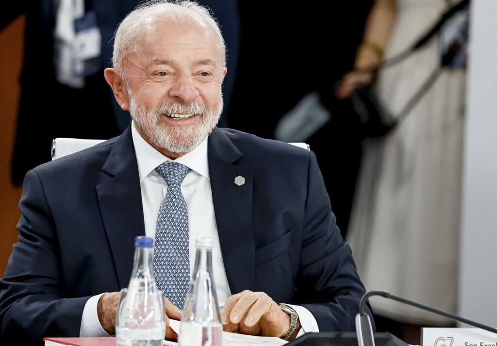 lula-prega-parceria-apos-vitoria-da-direita-na-colombia:-“transcende-ideologias”