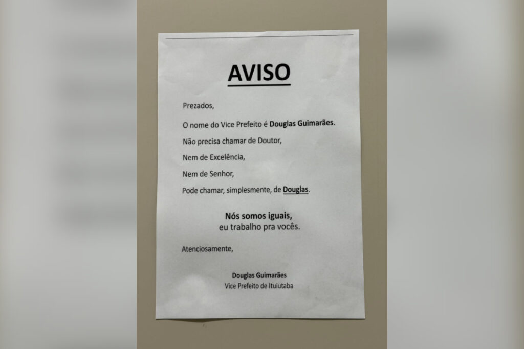 vice-prefeito-de-mg-cola-aviso-em-porta:-“nao-precisa-me-chamar-de-dr.”