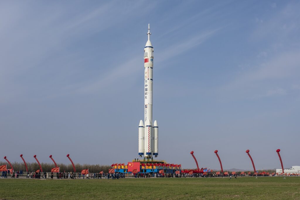 china-investe-em-tecnologia-e-ciencia-fora-da-orbita-da-terra