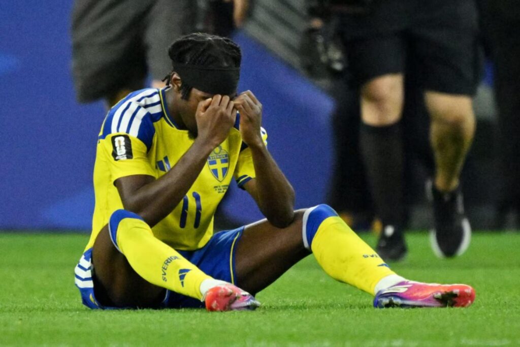 elanga-achou-que-suecia-estava-eliminada-e-lamentou-empate-com-japao