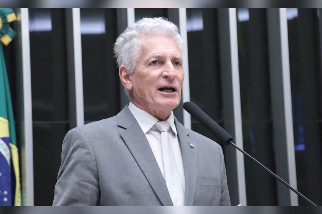 enquanto-marilia-resiste,-correa-diz-que-aceitaria-missao-de-lula-em-mg