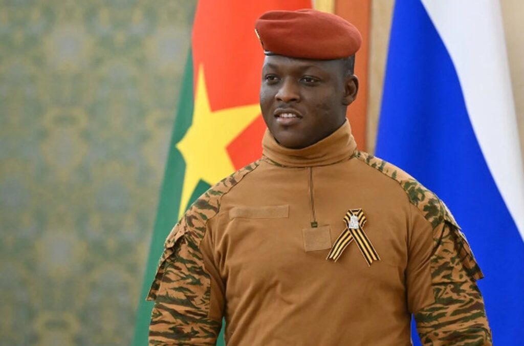 burkina-faso-rompe-relacoes-com-a-franca-por-“ambicoes-imperialistas”