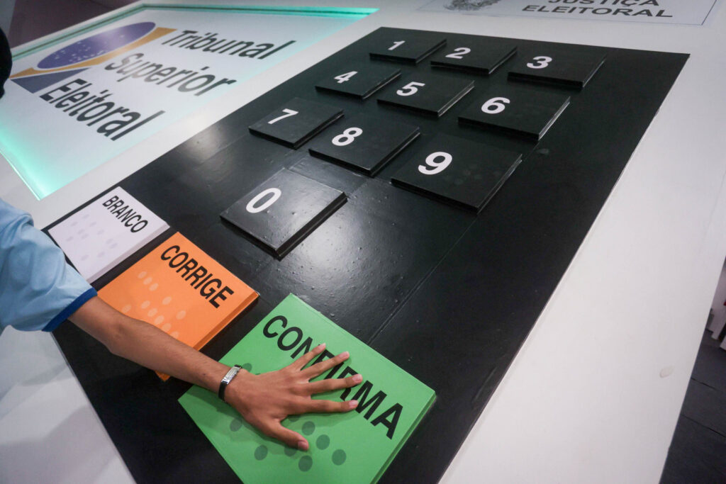eleicoes-2026:-tse-ja-recebeu-141-denuncias;-9-tratam-sobre-uso-de-ia
