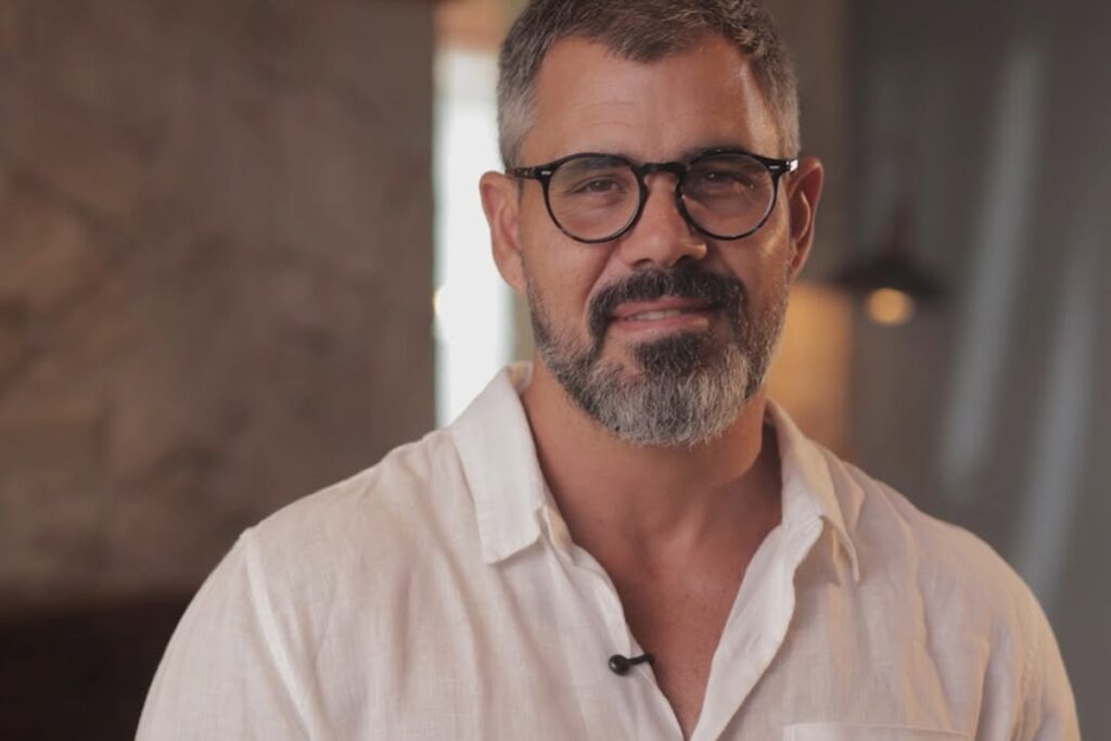 juliano-cazarre-se-pronuncia-sobre-acao-de-ex-baba-e-nega-acusacoes