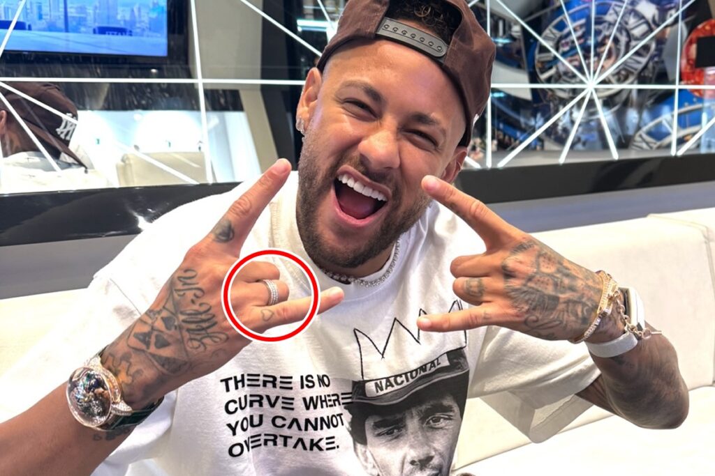 web-reage-apos-neymar-surgir-sem-alianca-em-foto:-“nada-de-novidade”