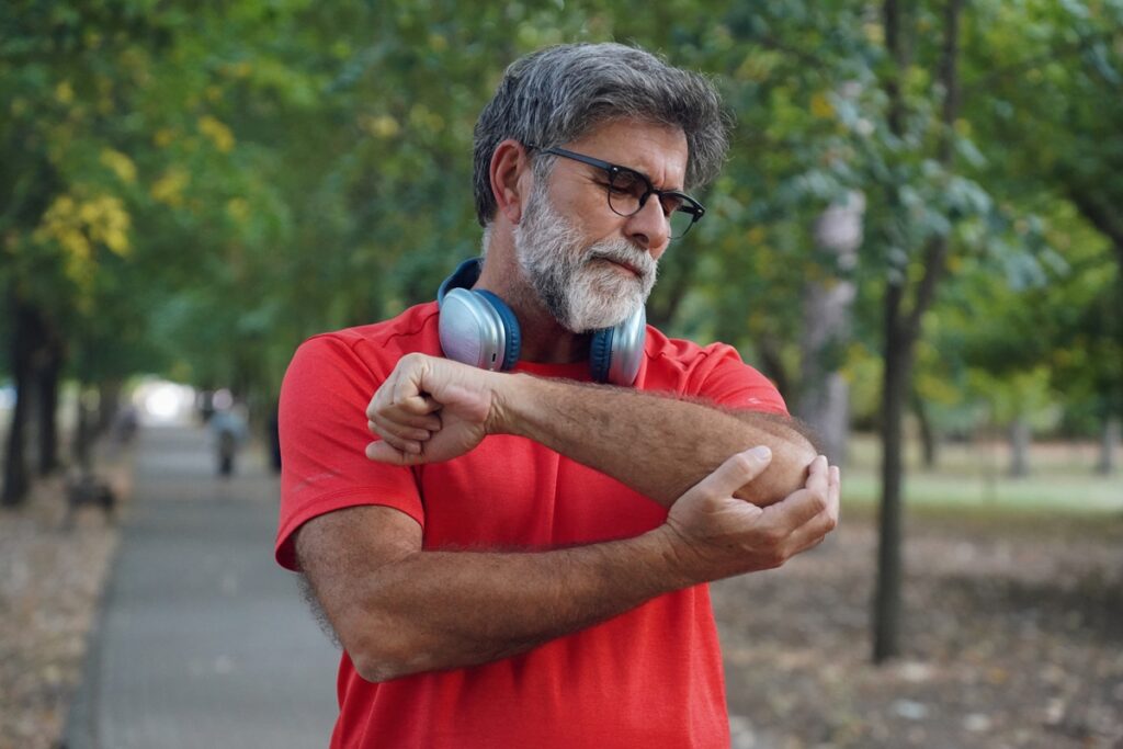 medico-esclarece-diferencas-entre-sarcopenia-e-envelhecimento-natural