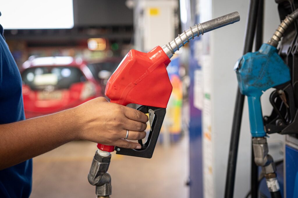 preco-da-gasolina-sobe-em-bh-e-varia-ate-21%-entre-postos