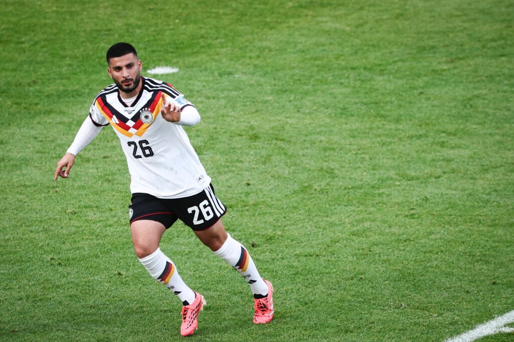 confira-escalacoes-de-alemanha-x-paraguai,-duelo-de-16-avos-da-copa