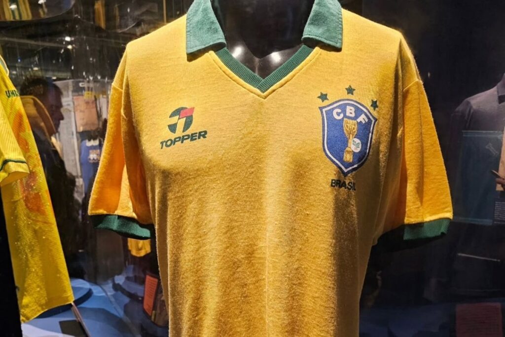 uniformes-historicos-da-selecao-viram-tendencia-na-copa-2026