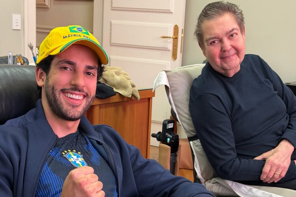 genro-assiste-jogo-do-brasil-ao-lado-de-faustao:-“vitoria-em-boa-companhia”