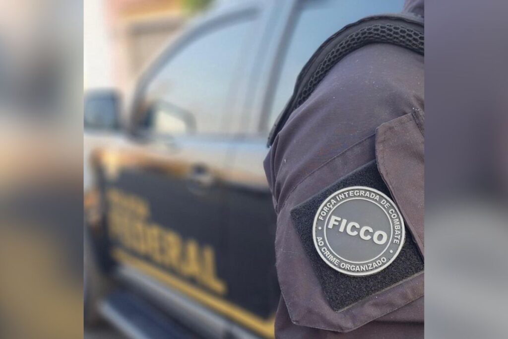 pf-investiga-grupo-apos-celular-revelar-fraude-para-soltar-presos