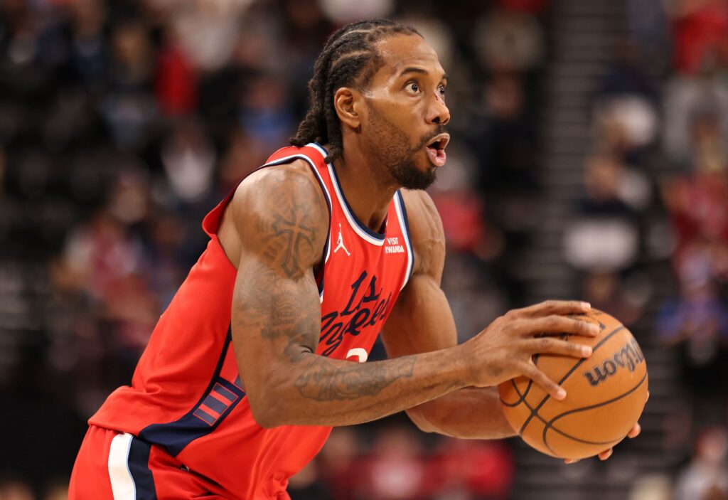 nba:-kawhi-leonard-e-trocado-pelo-clippers-e-volta-para-toronto