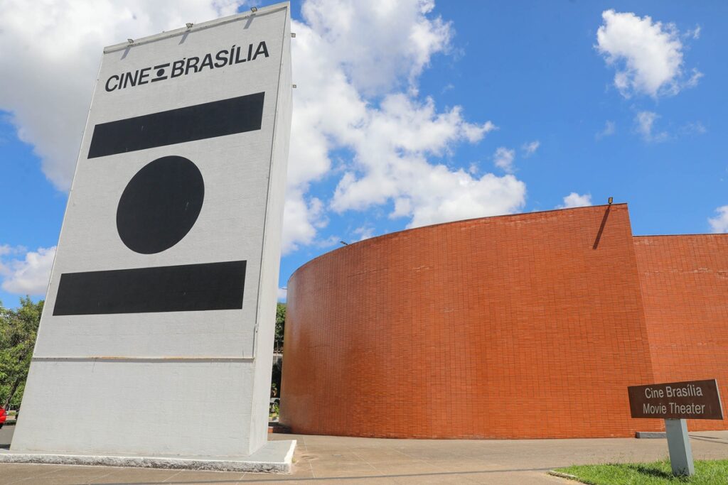 Cine Brasília pode suspender atividades após atraso em repasse do GDF cine-brasilia-pode-suspender-atividades-apos-atraso-em-repasse-do-gdf