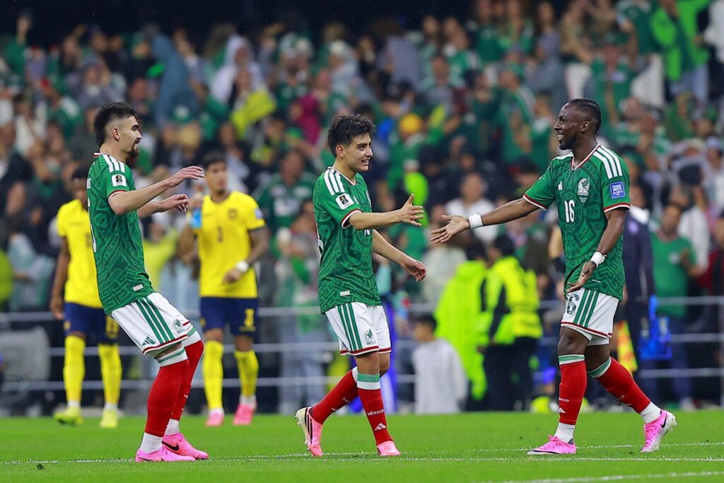 Copa: México quebra “maldição” do 5° jogo após vitória contra Equador copa:-mexico-quebra-“maldicao”-do-5°-jogo-apos-vitoria-contra-equador