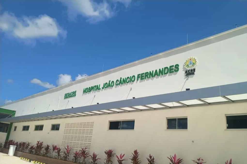 Bebê de 4 meses chega sem vida a hospital de Sena Madureira
