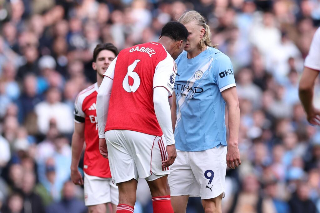 magalhaes-e-haaland-voltam-a-se-enfrentar-apos-treta-na-premier-league