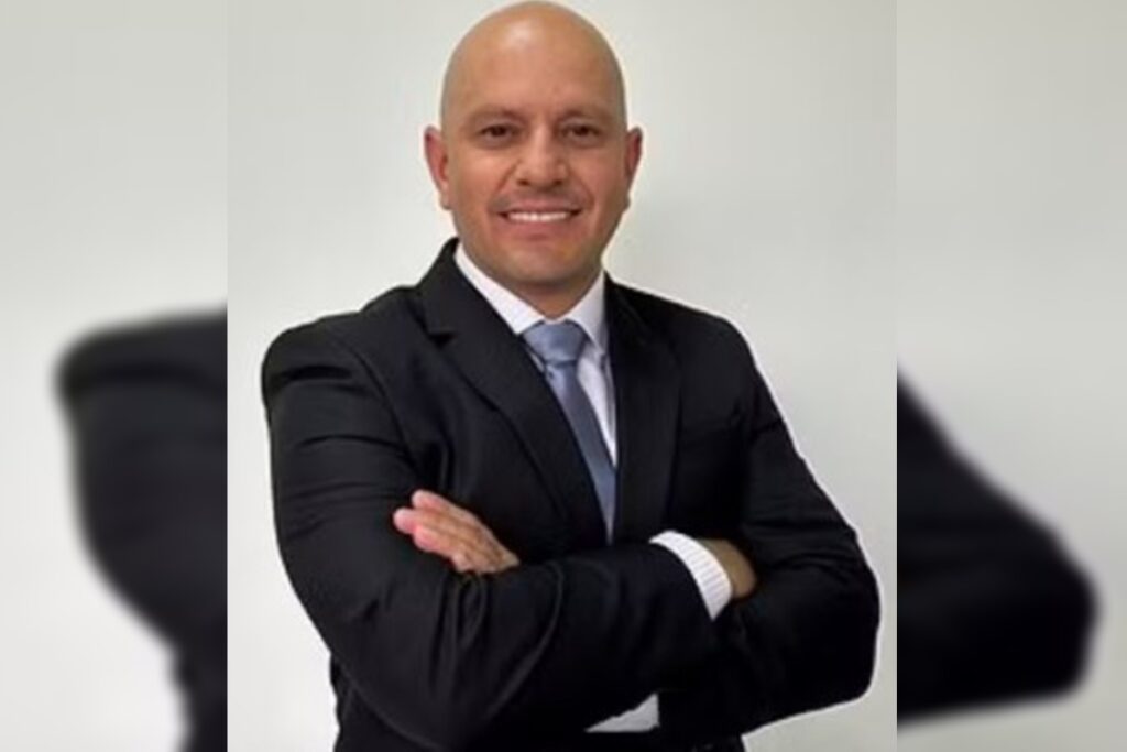 Vereador Sandro do Proteção é alvo da PF por contrabando de cigarros vereador-sandro-do-protecao-e-alvo-da-pf-por-contrabando-de-cigarros