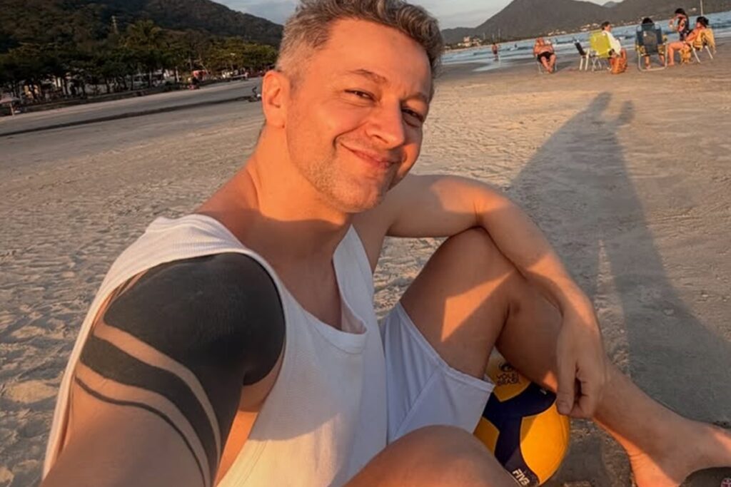 Lucas Lima compartilha vídeo raro de Theo, seu filho com Sandy lucas-lima-compartilha-video-raro-de-theo,-seu-filho-com-sandy