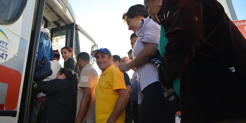 Rodoviários do Rio decidem suspender greve e ônibus voltam a circular rodoviarios-do-rio-decidem-suspender-greve-e-onibus-voltam-a-circular