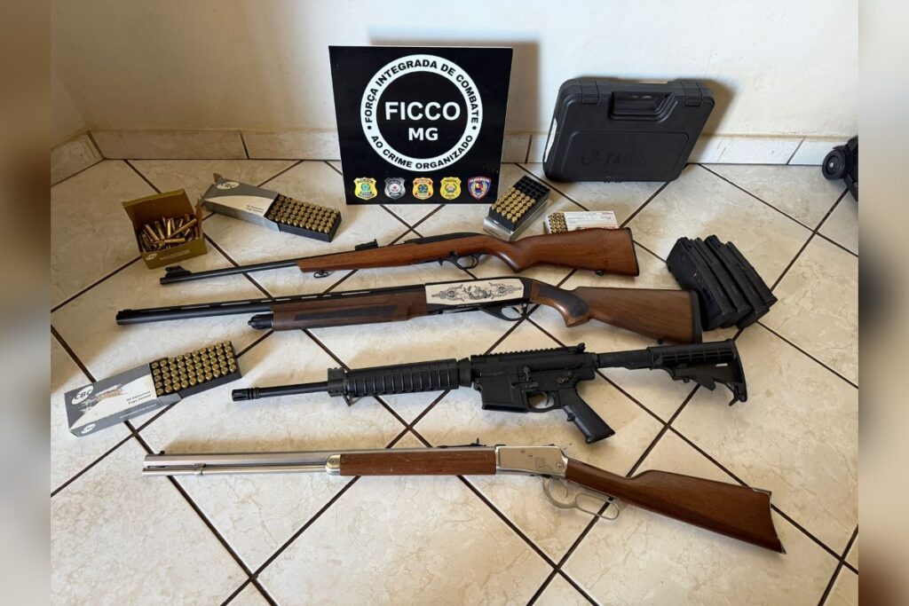pf-investiga-fraude-em-registro-de-cac-e-comercio-ilegal-de-armas