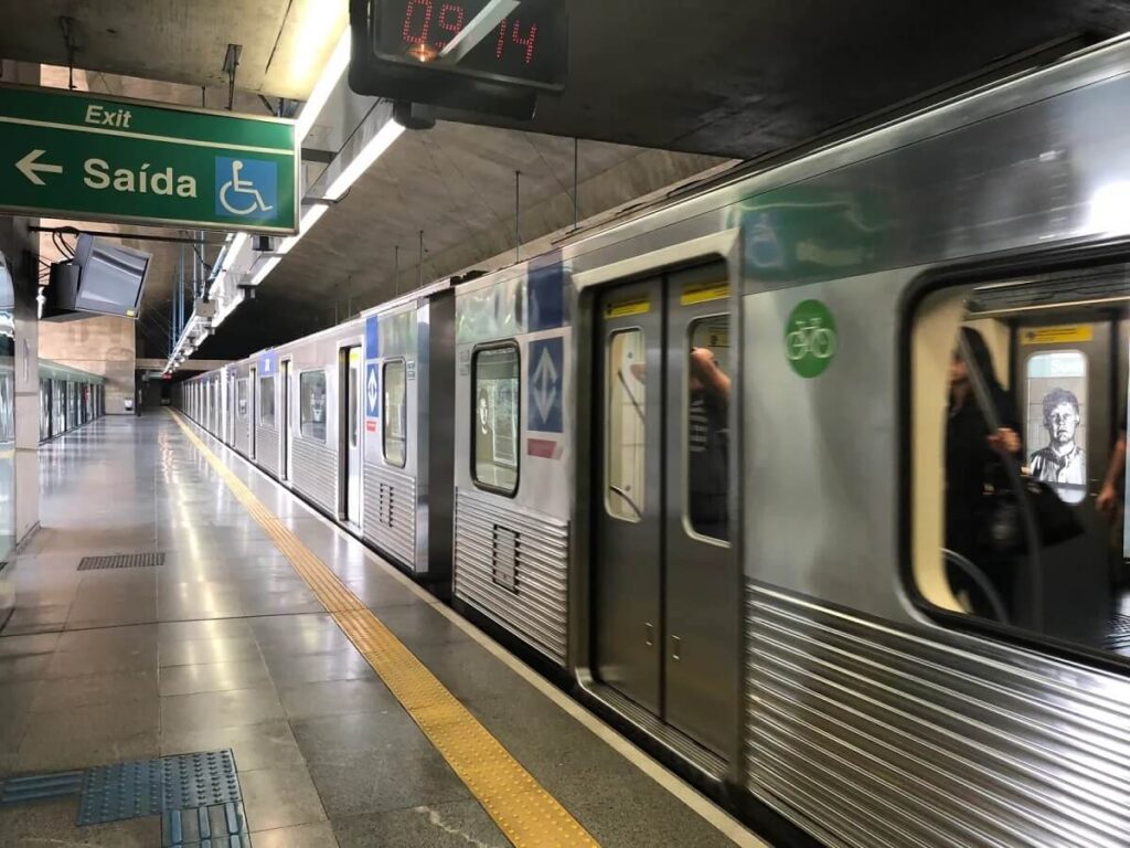 linha-2-verde-do-metro-sp-esta-funcionando-com-velocidade-reduzida
