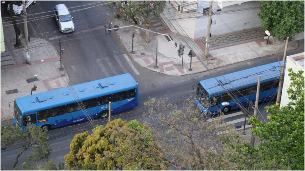 nova-lei-obriga-bh-a-instalar-abrigo-em-pontos-de-onibus