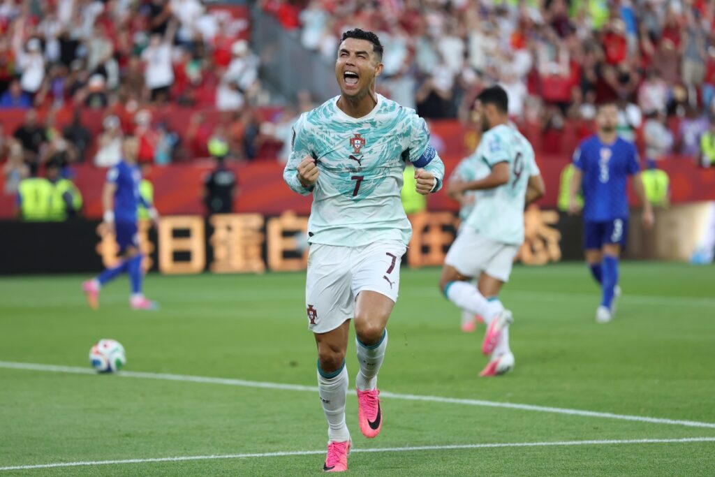cristiano-ronaldo-faz-o-primeiro-gol-em-mata-mata-de-copas-do-mundo