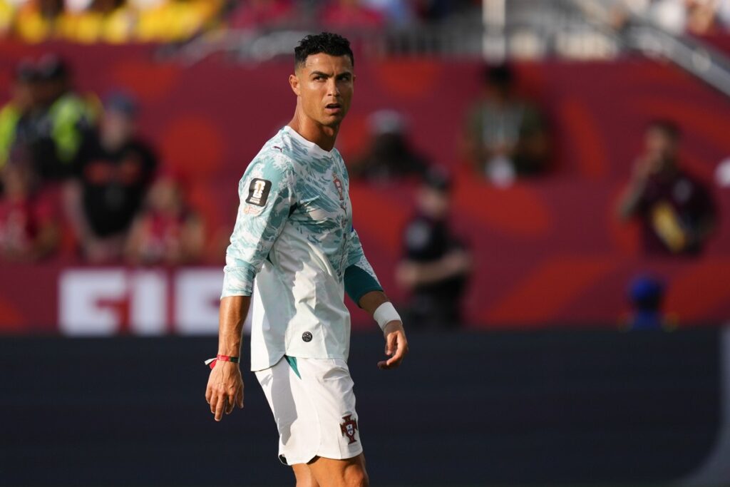 copa:-cristiano-ronaldo-se-torna-jogador-mais-velho-a-jogar-mata-mata